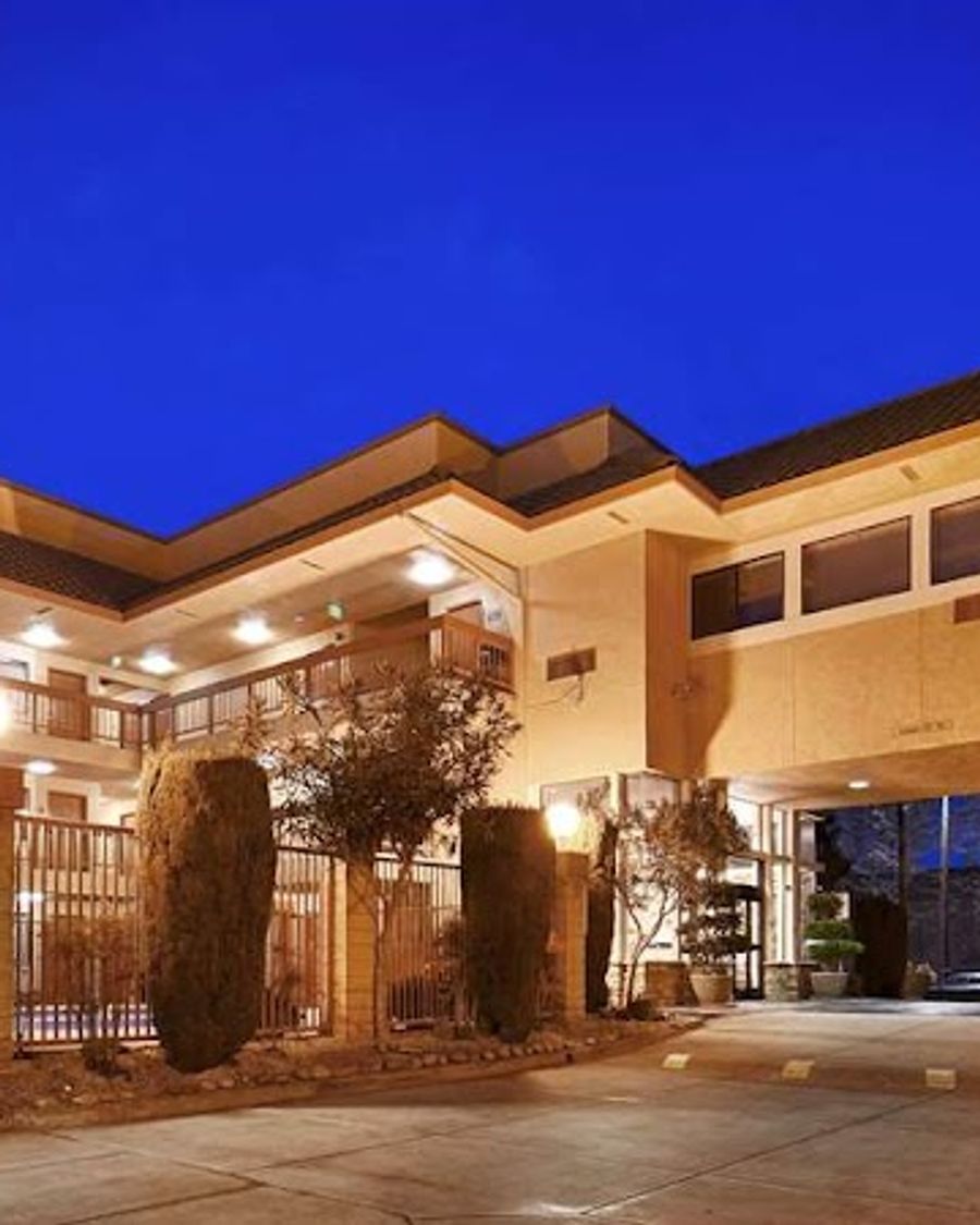 Best Western Plus Inn of Hayward