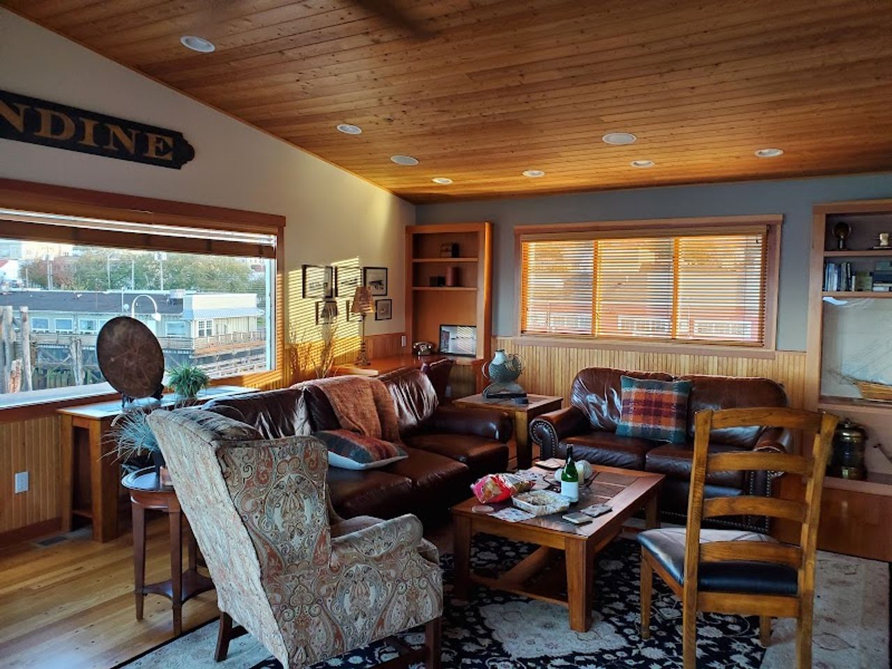 Photo of Pilot House