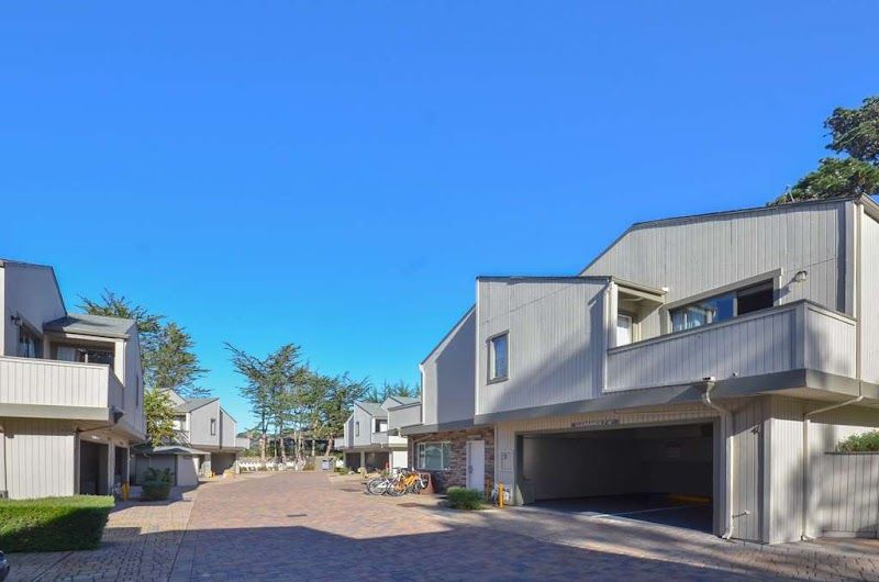 Photo of Best Western The Inn & Suites Pacific Grove - Exterior
