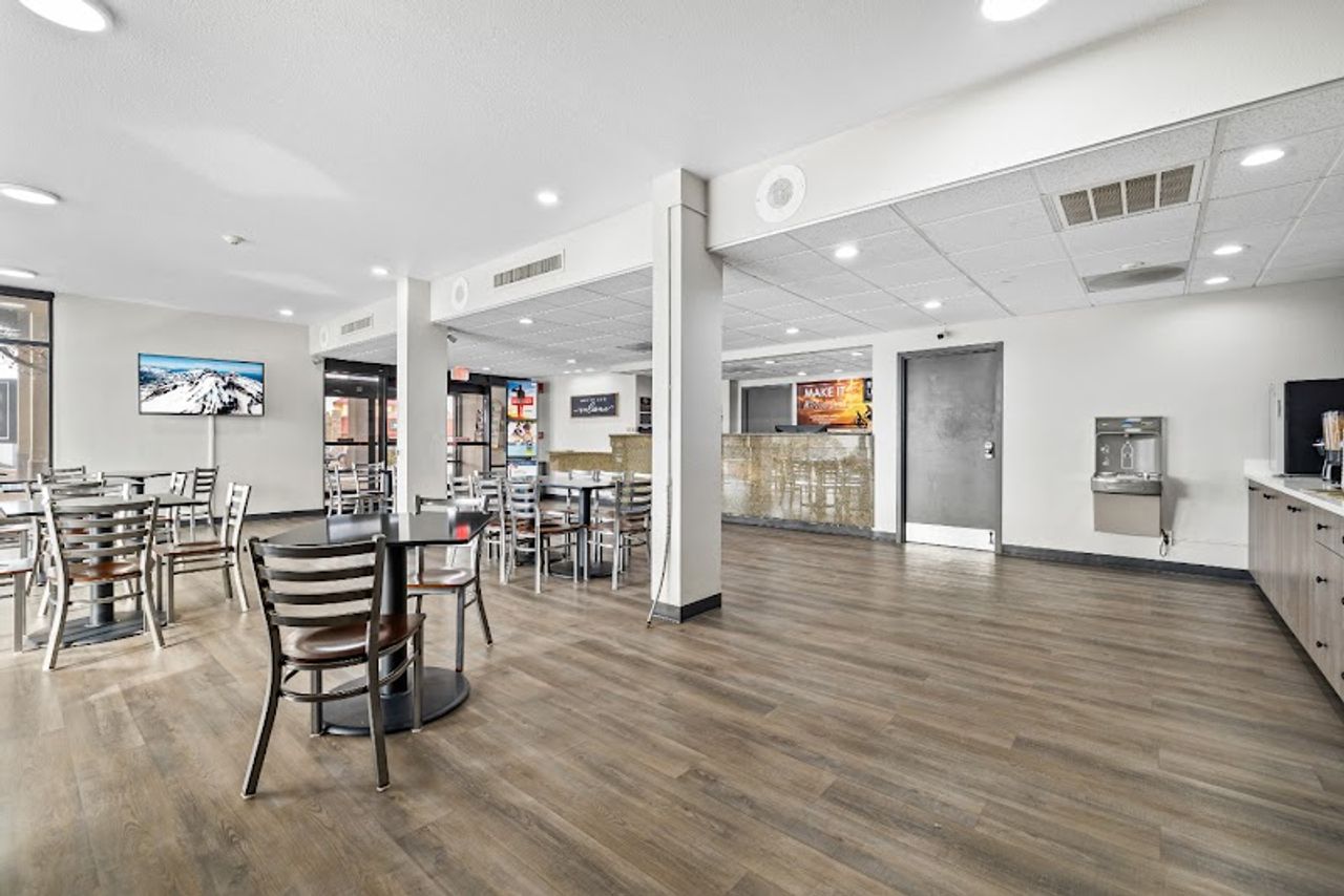 Photo of Red Lion Inn & Suites Deschutes River Bend