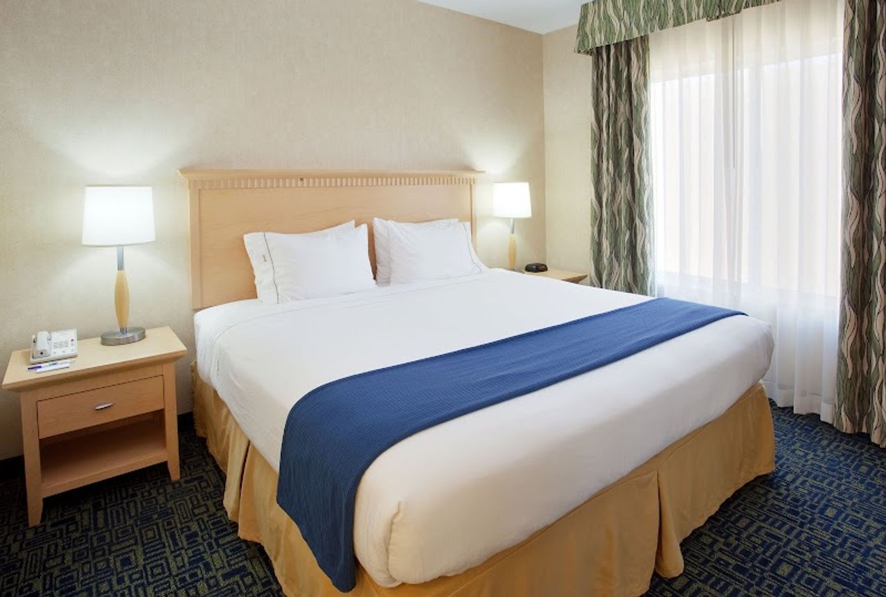 Photo of Holiday Inn Express & Suites Sacramento Airport Natomas, an IHG Hotel