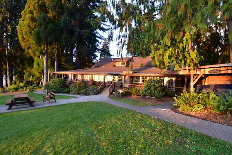 Photo of Lake Quinault Lodge