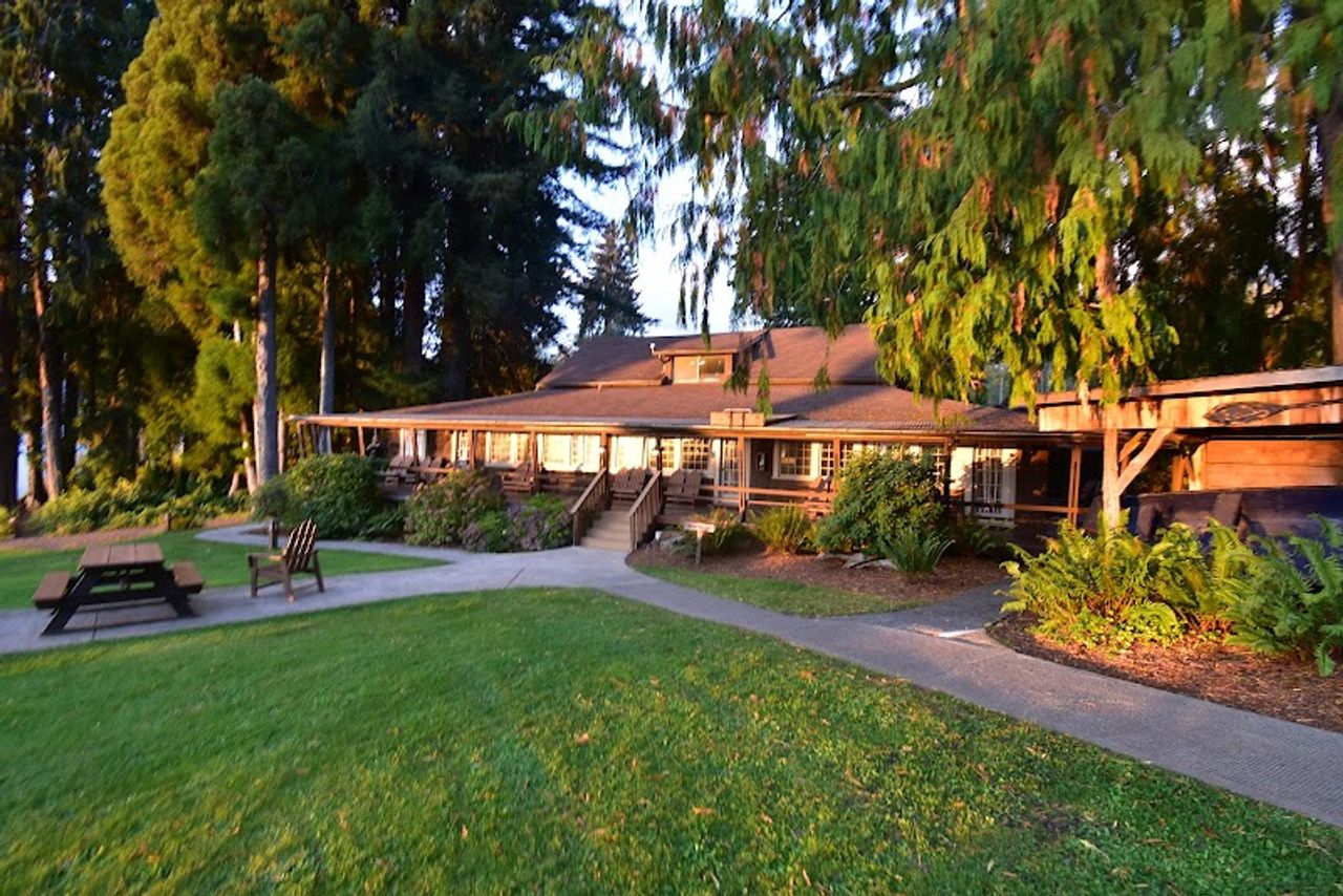 Photo of Lake Quinault Lodge