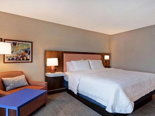 Photo of Hampton Inn & Suites Rohnert Park - Sonoma County