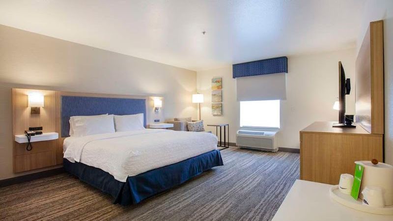 Photo of Hampton Inn & Suites Mountain Home