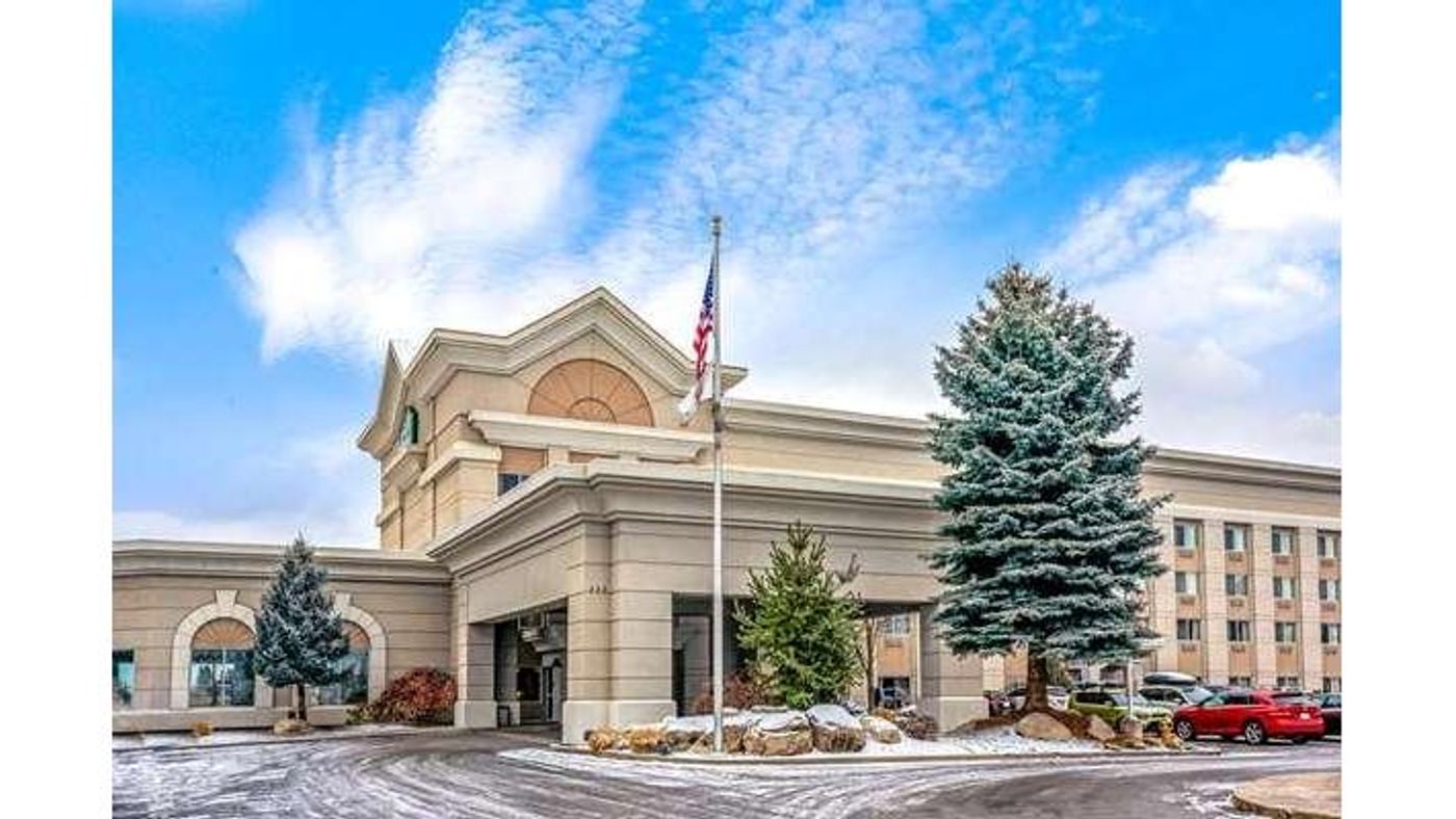 Photo of La Quinta Inn & Suites by Wyndham Coeur d Alene