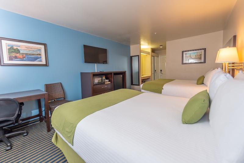 Photo of Ocean Pacific Lodge
