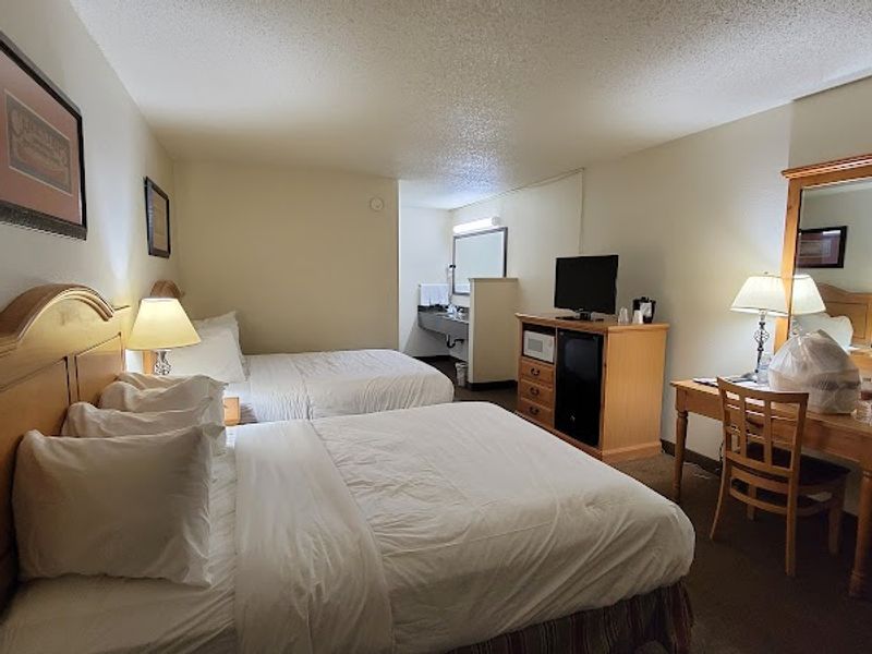 Photo of Cimarron Inn Klamath Falls