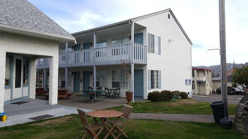 Photo of Seaside Hillcrest Inn and Hillcrest House