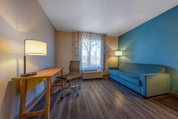 Photo of Days Inn by Wyndham Lathrop