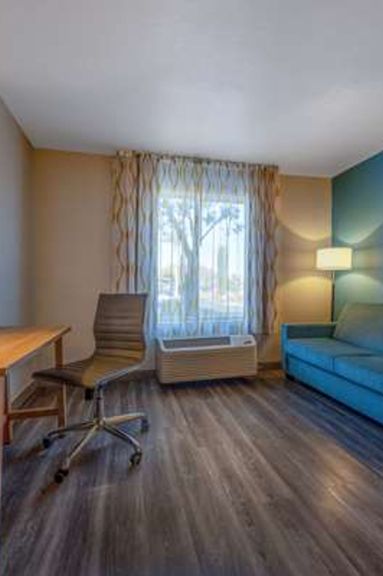 Photo of Days Inn by Wyndham Lathrop