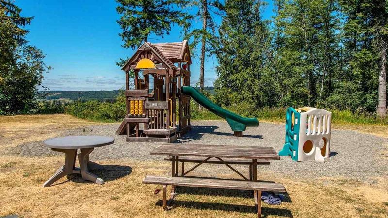 Thousand Trails Chehalis - Children's play area