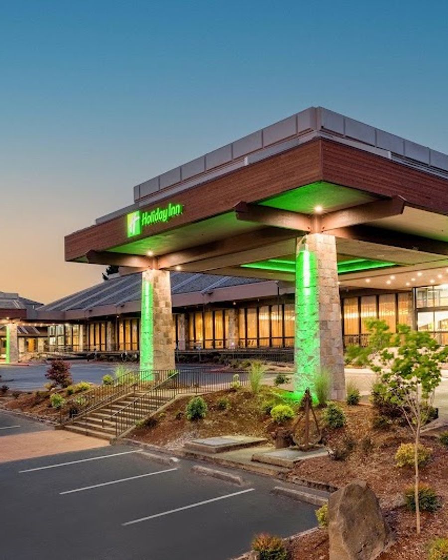 Holiday Inn Portland - Columbia Riverfront, an IHG Hotel