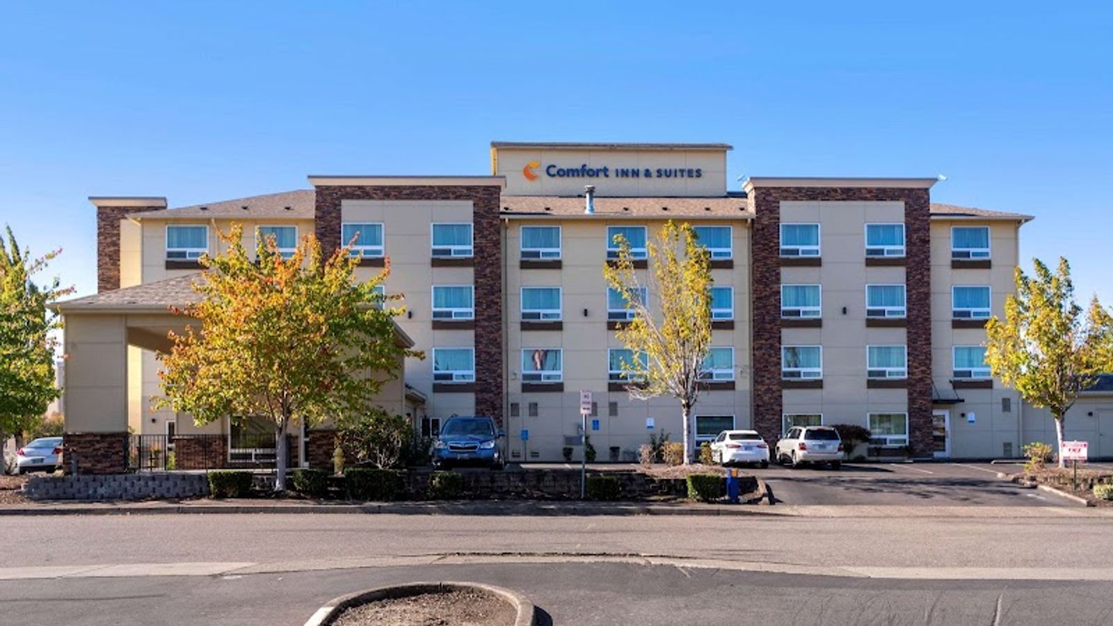 Comfort Inn & Suites