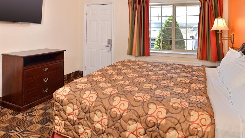 Photo of Americas Best Value Inn & Suites Klamath Falls