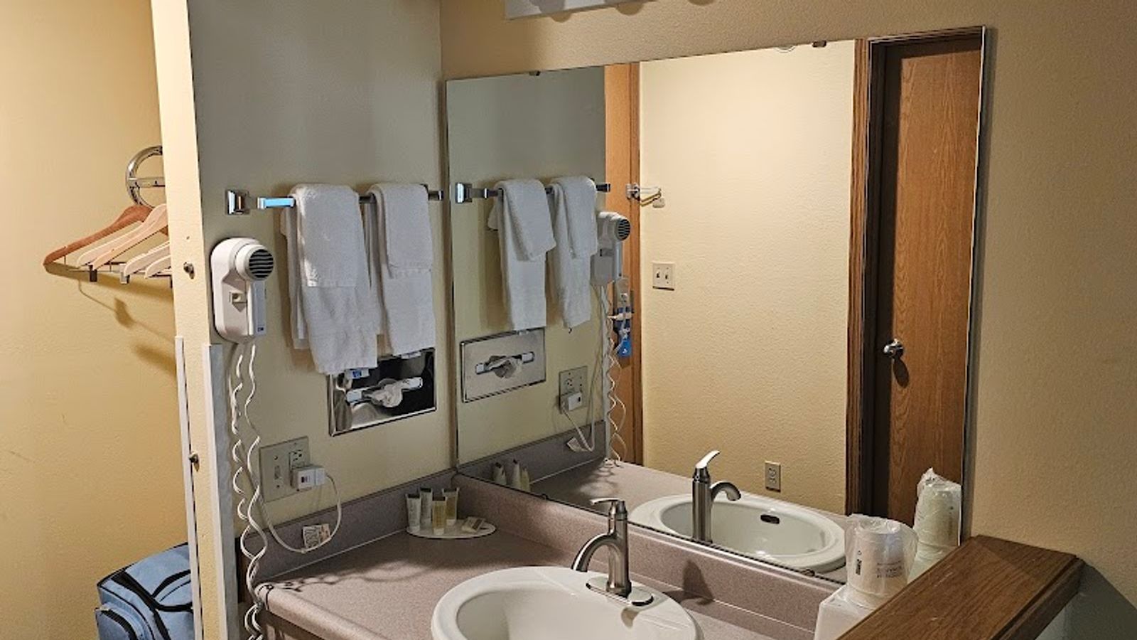 Photo of Days Inn by Wyndham Ellensburg