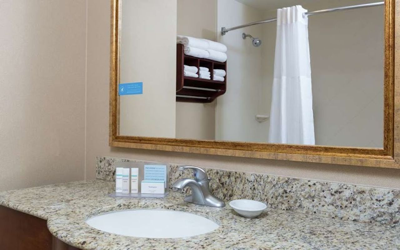 Photo of Hampton Inn & Suites Lodi