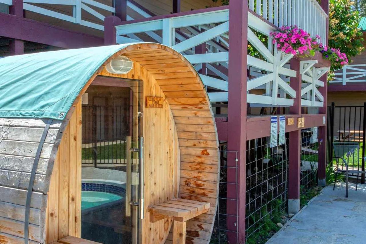 AbbyCreek Inn - Sauna, spa tub