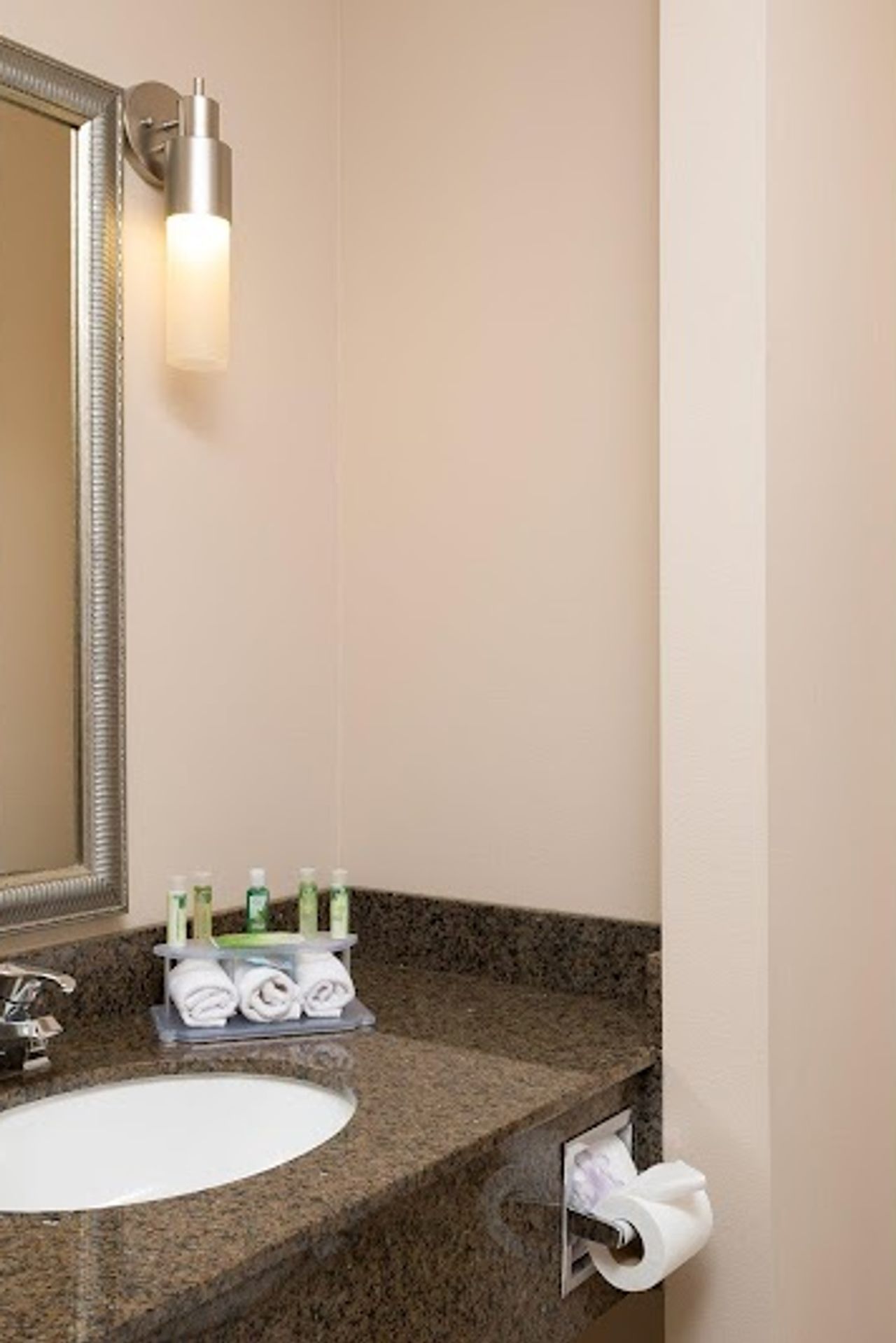Photo of Holiday Inn Express & Suites Sequim, an IHG Hotel