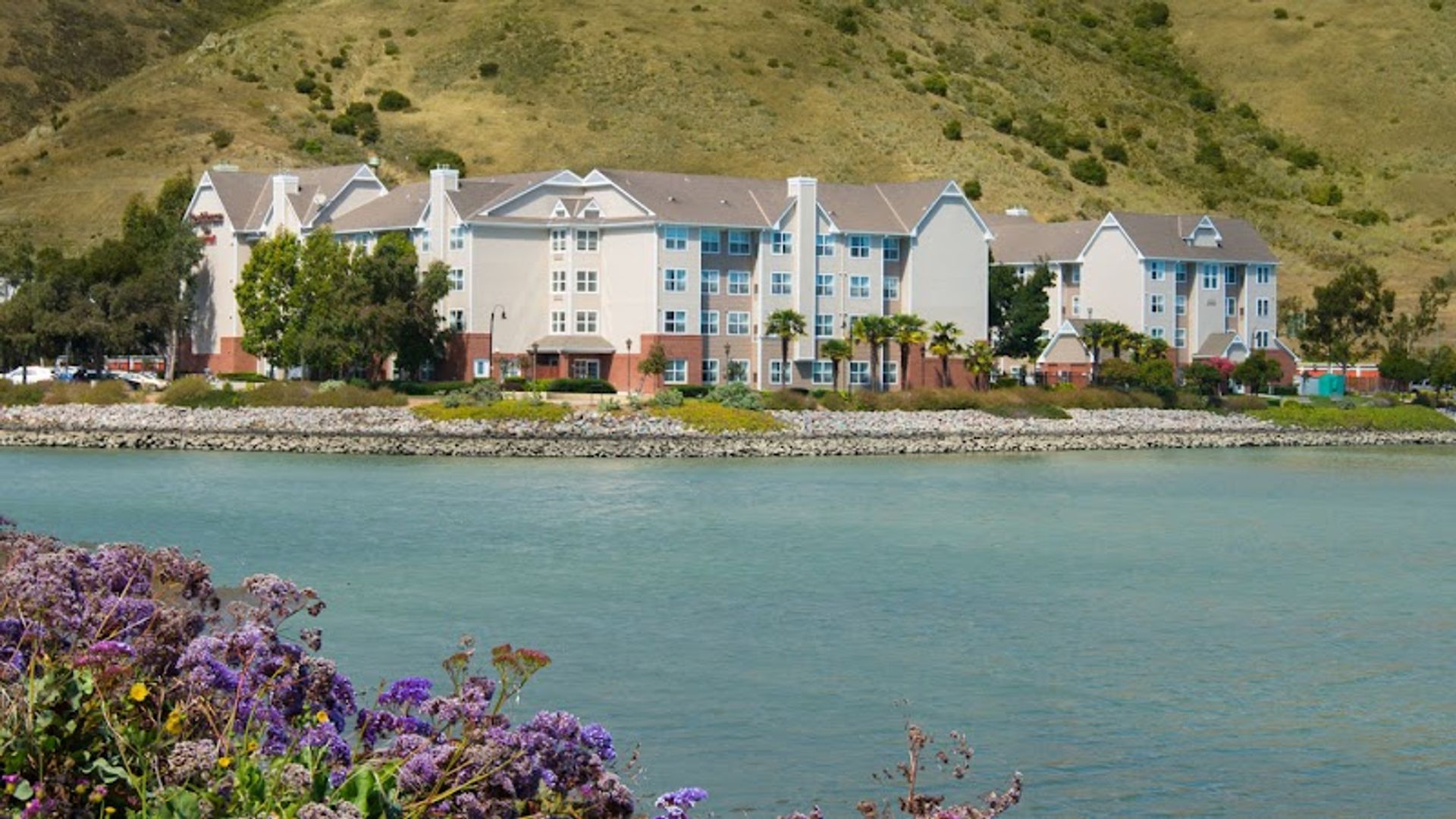 Sonesta ES Suites San Francisco Airport Oyster Point Waterfront