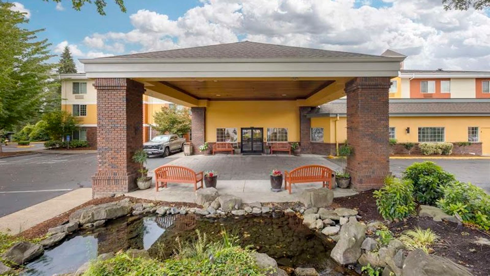 Best Western Plus Northwind Inn & Suites