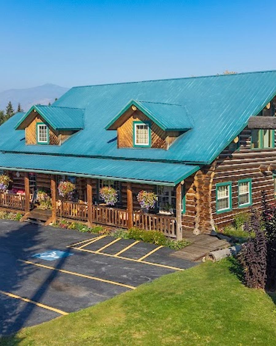 Dodge Peak Lodge/Tavern