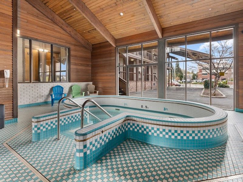 Photo of Cedar Street Hotel & Suites Sandpoint