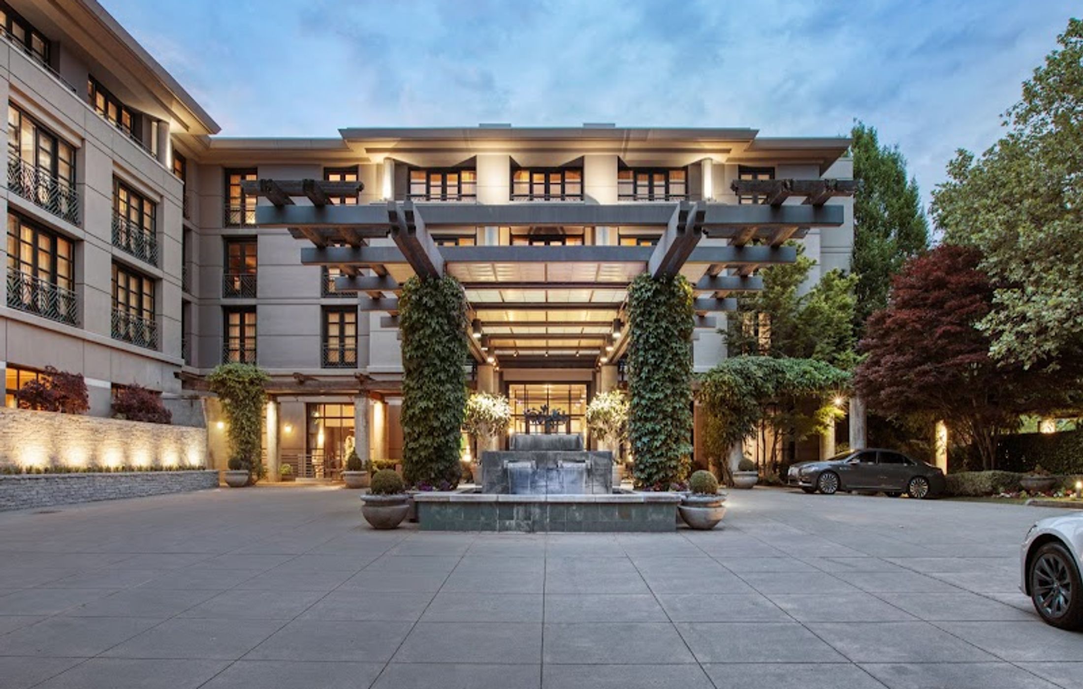 Bellevue Club Hotel
