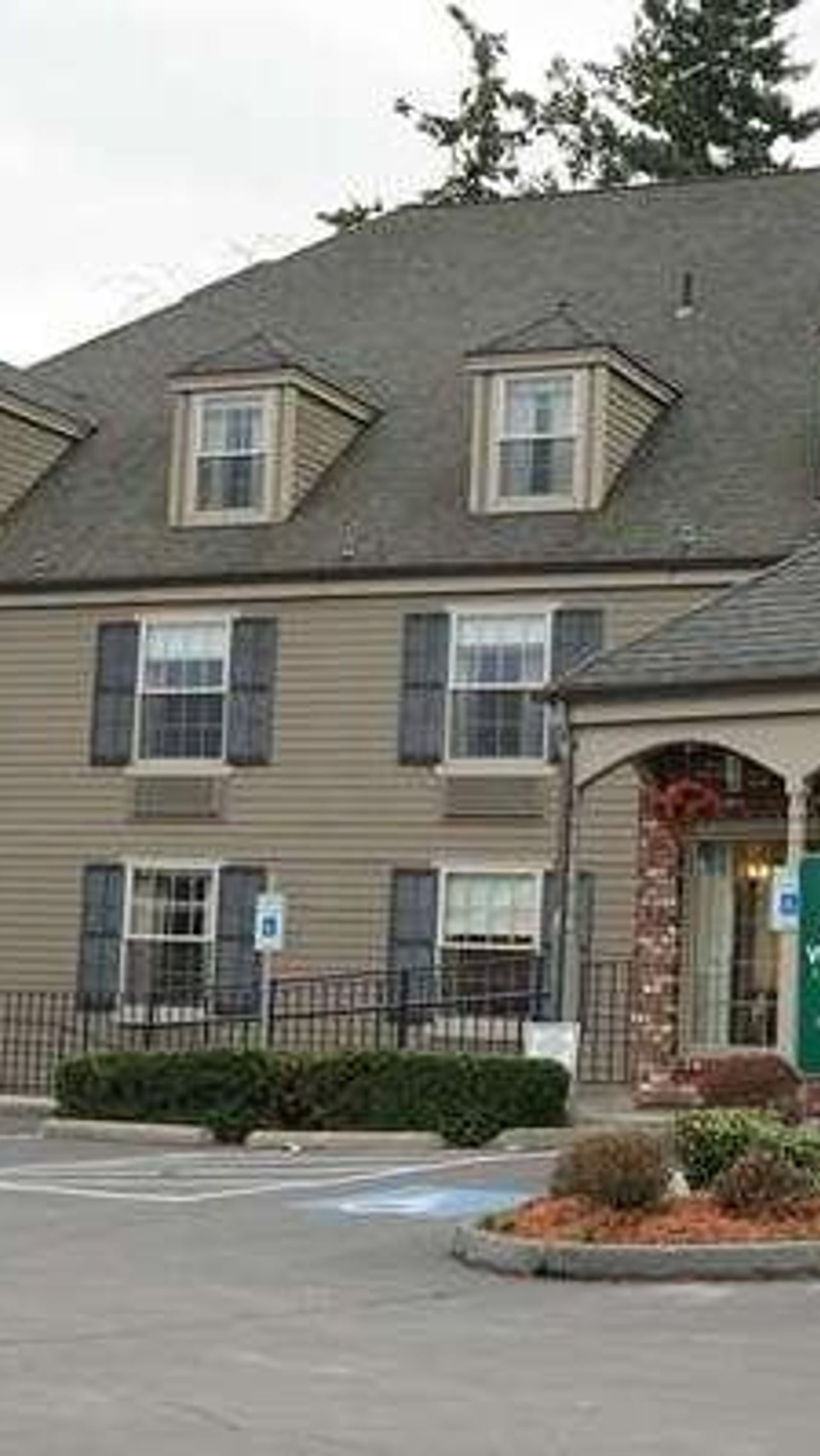Photo of Wingate by Wyndham Bellingham Heritage Inn