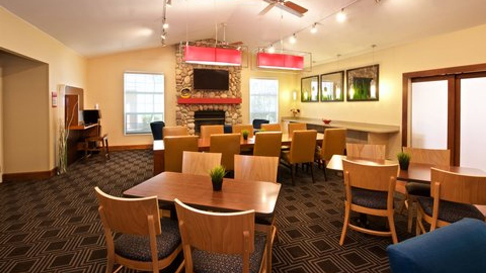 Photo of TownePlace Suites Seattle Southcenter