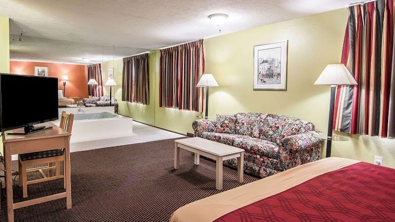 Photo of Rodeway Inn Willamette River