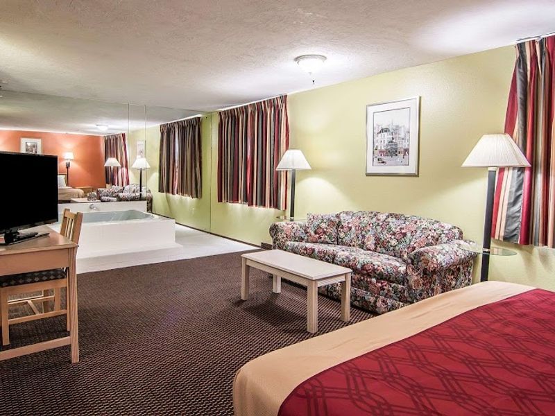 Photo of Rodeway Inn Willamette River