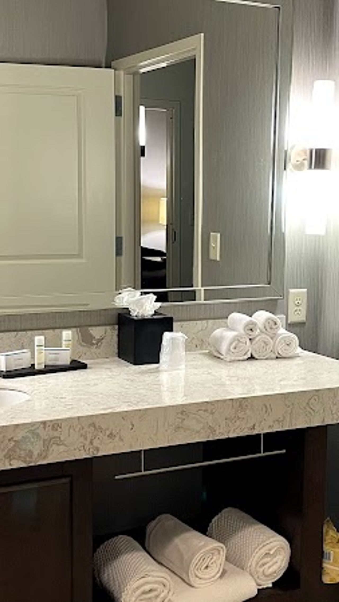 Photo of Embassy Suites by Hilton Portland Hillsboro, Oregon