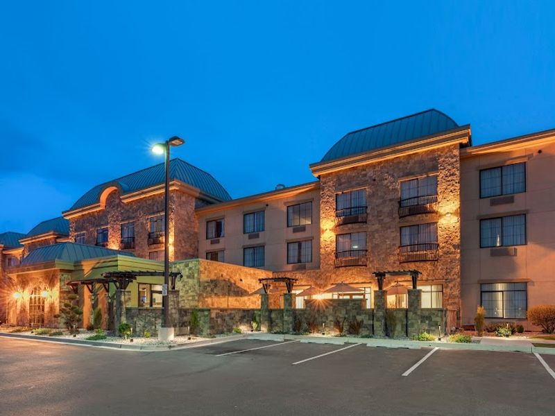 Best Western Premier Pasco Inn & Suites