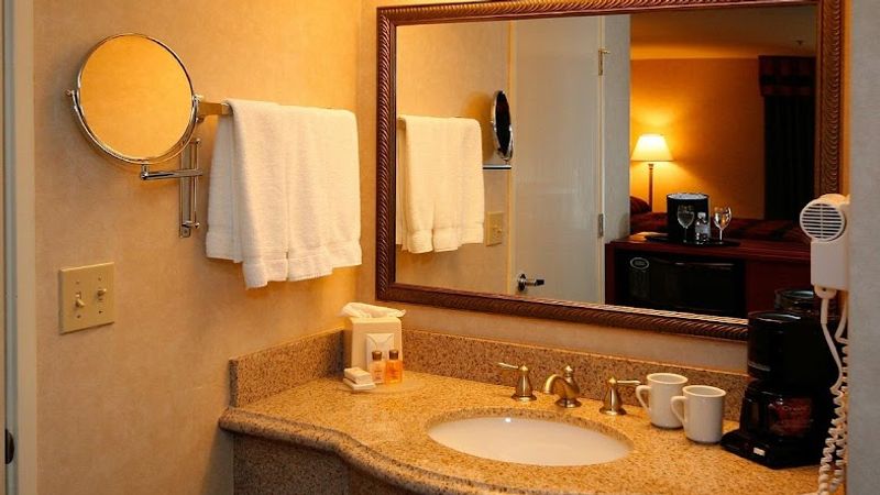 Photo of Executive Inn & Suites