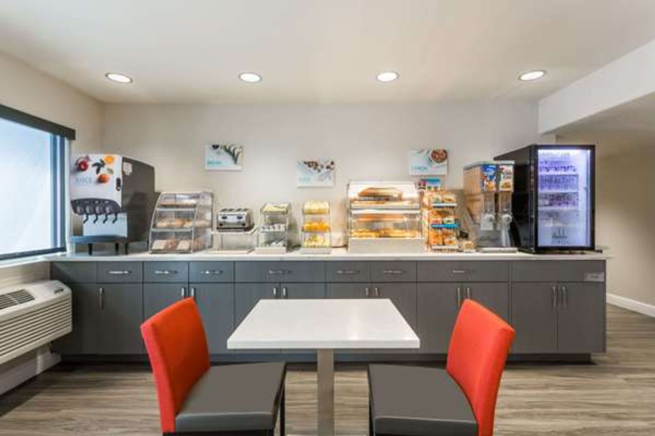 Photo of Days Inn by Wyndham Yosemite Area