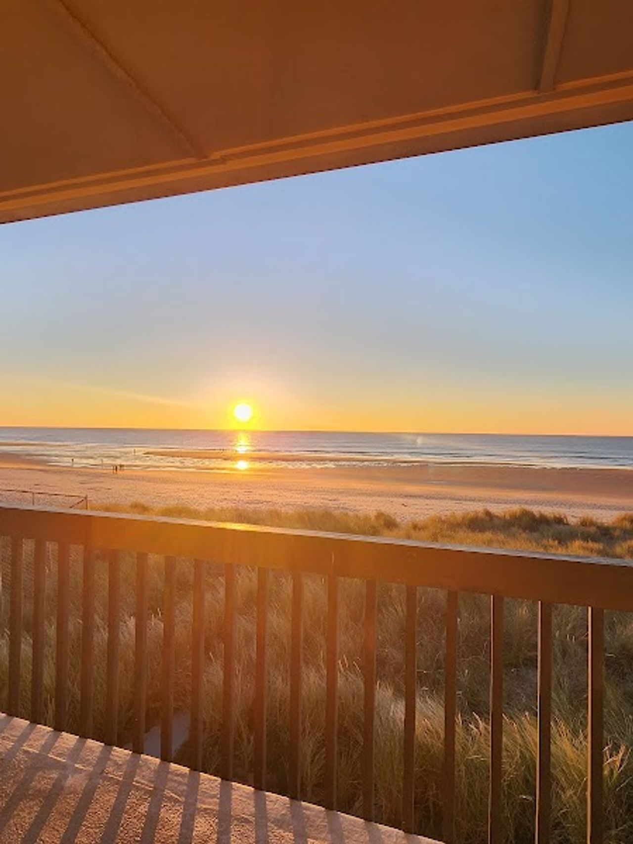 Photo of Lincoln Sands Oceanfront Resort, Ascend Hotel Collection