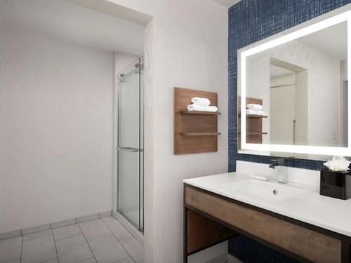 Photo of Hilton Garden Inn San Jose Airport