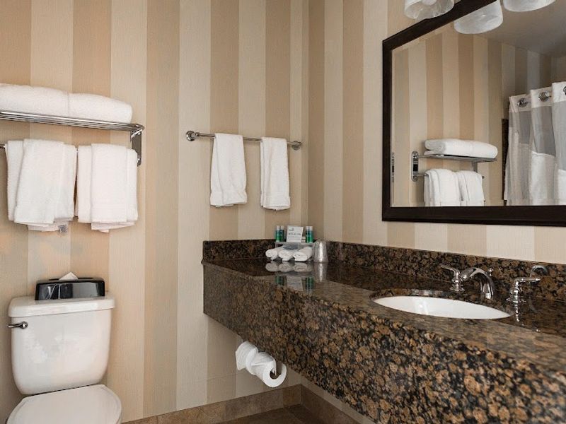 Photo of Holiday Inn Express & Suites Seattle North - Lynnwood, an IHG Hotel