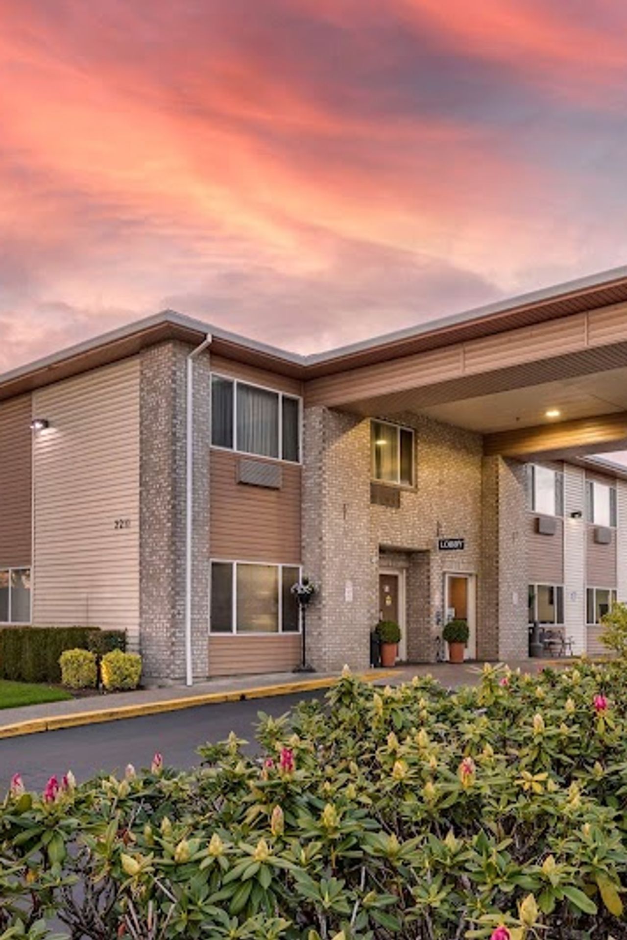 Photo of Best Western Newberg Inn