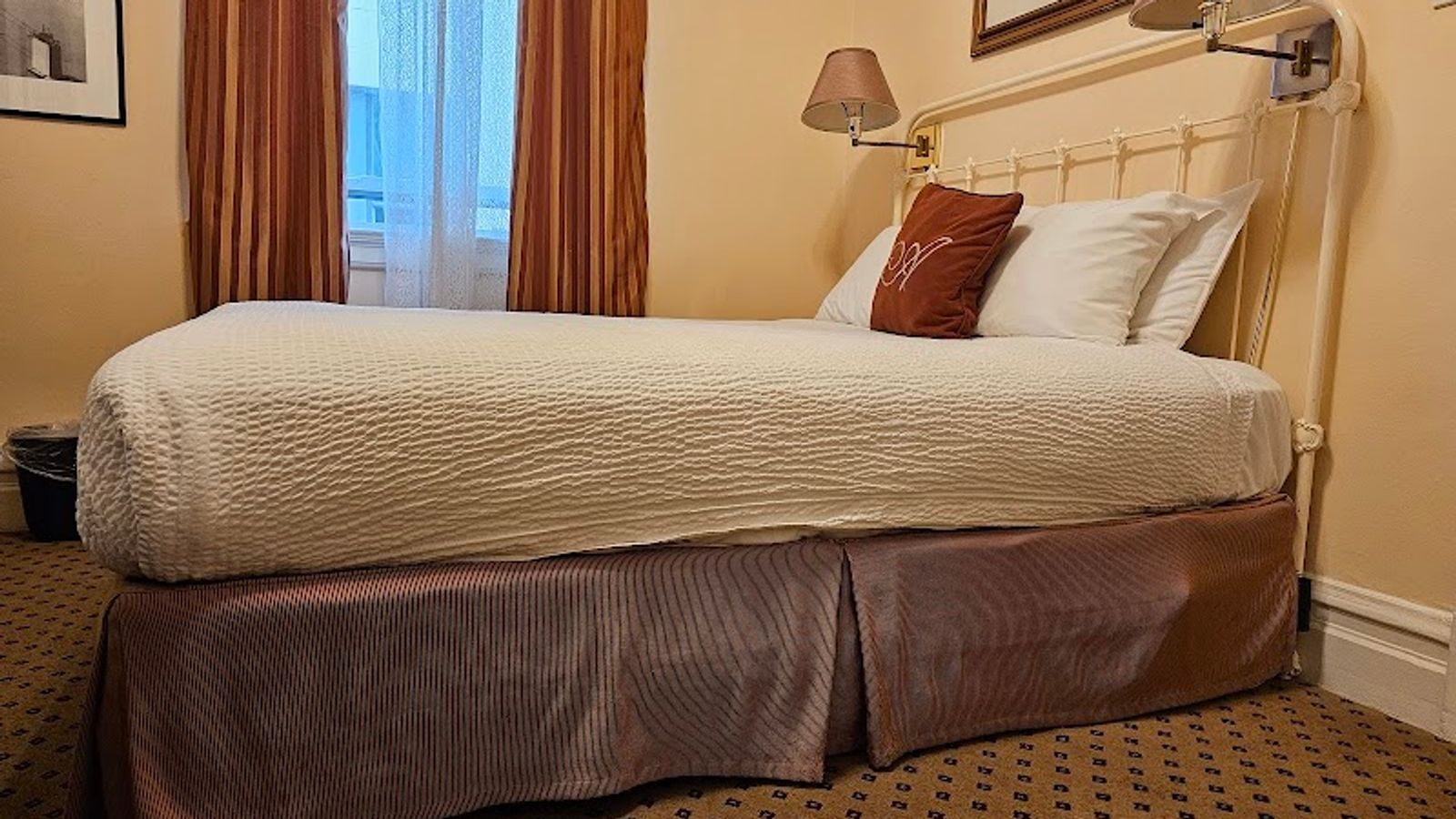 Photo of The Andrews Hotel