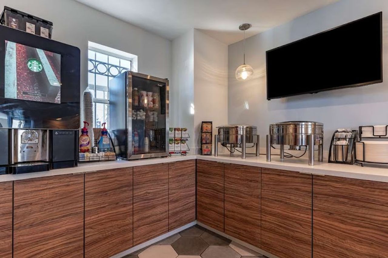 Photo of Best Western Plus Executive Suites