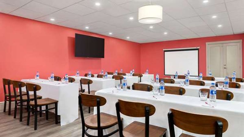 Photo of Ramada by Wyndham Oakland Downtown City Center