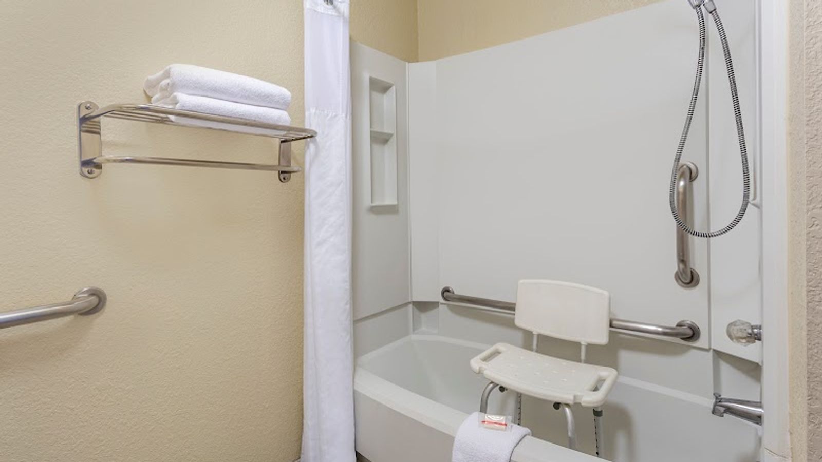 Photo of SilverStone Inn & Suites