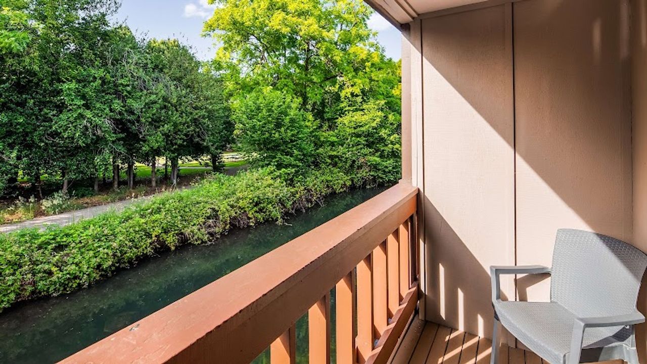 Photo of Best Western New Oregon - Private Balcony