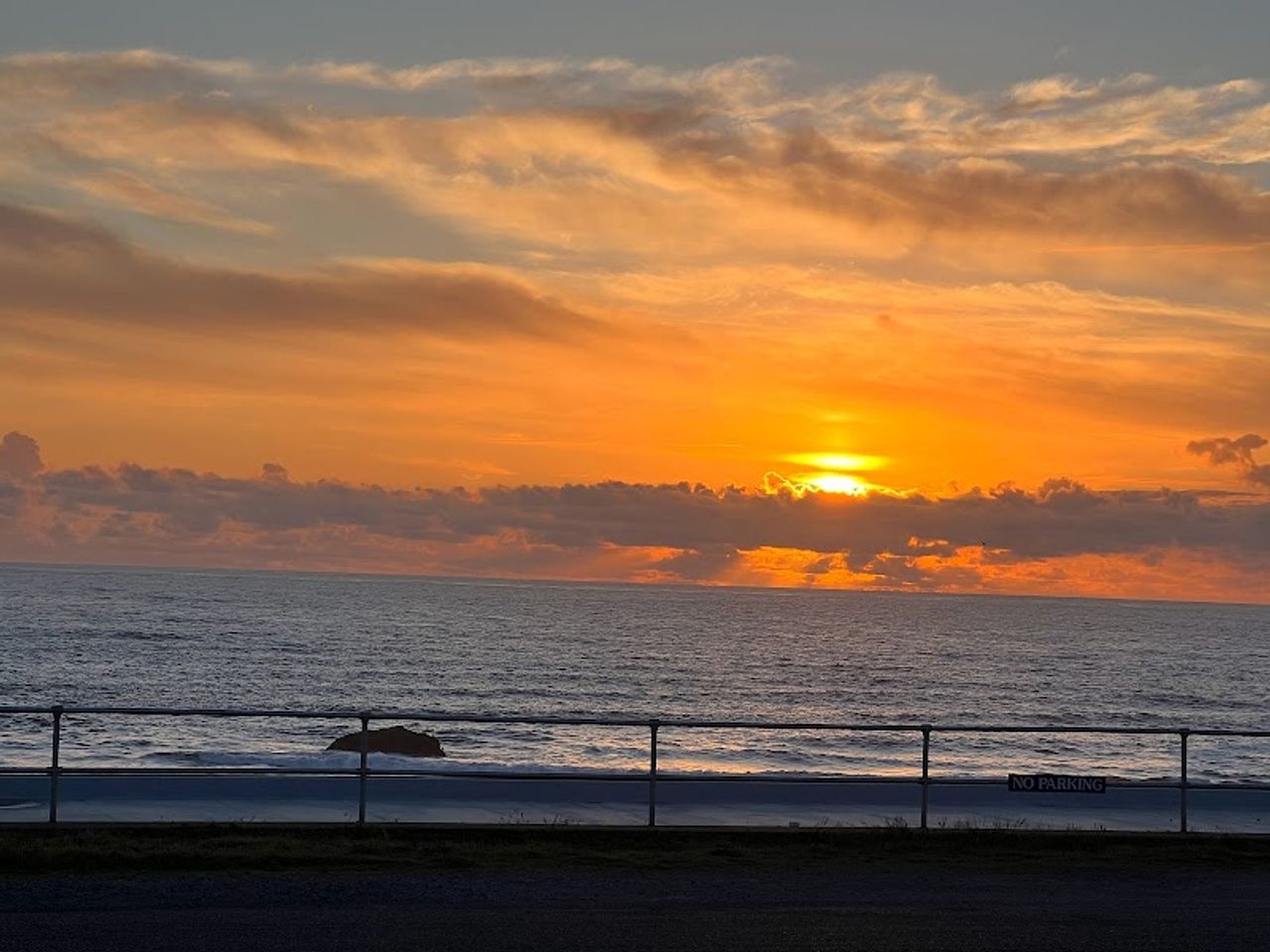 Photo of Sunset Oceanfront Lodging