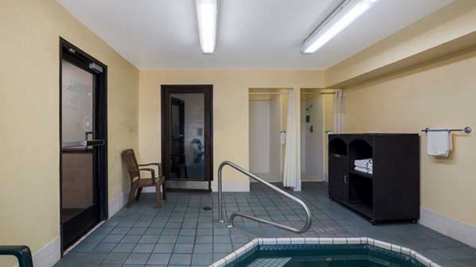 Photo of Quality Inn & Suites Medford Airport