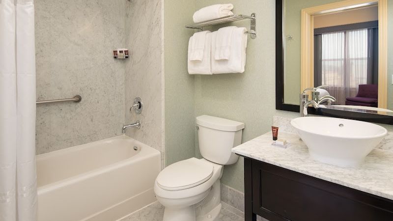 Photo of Hotel Shattuck Plaza - Bathroom