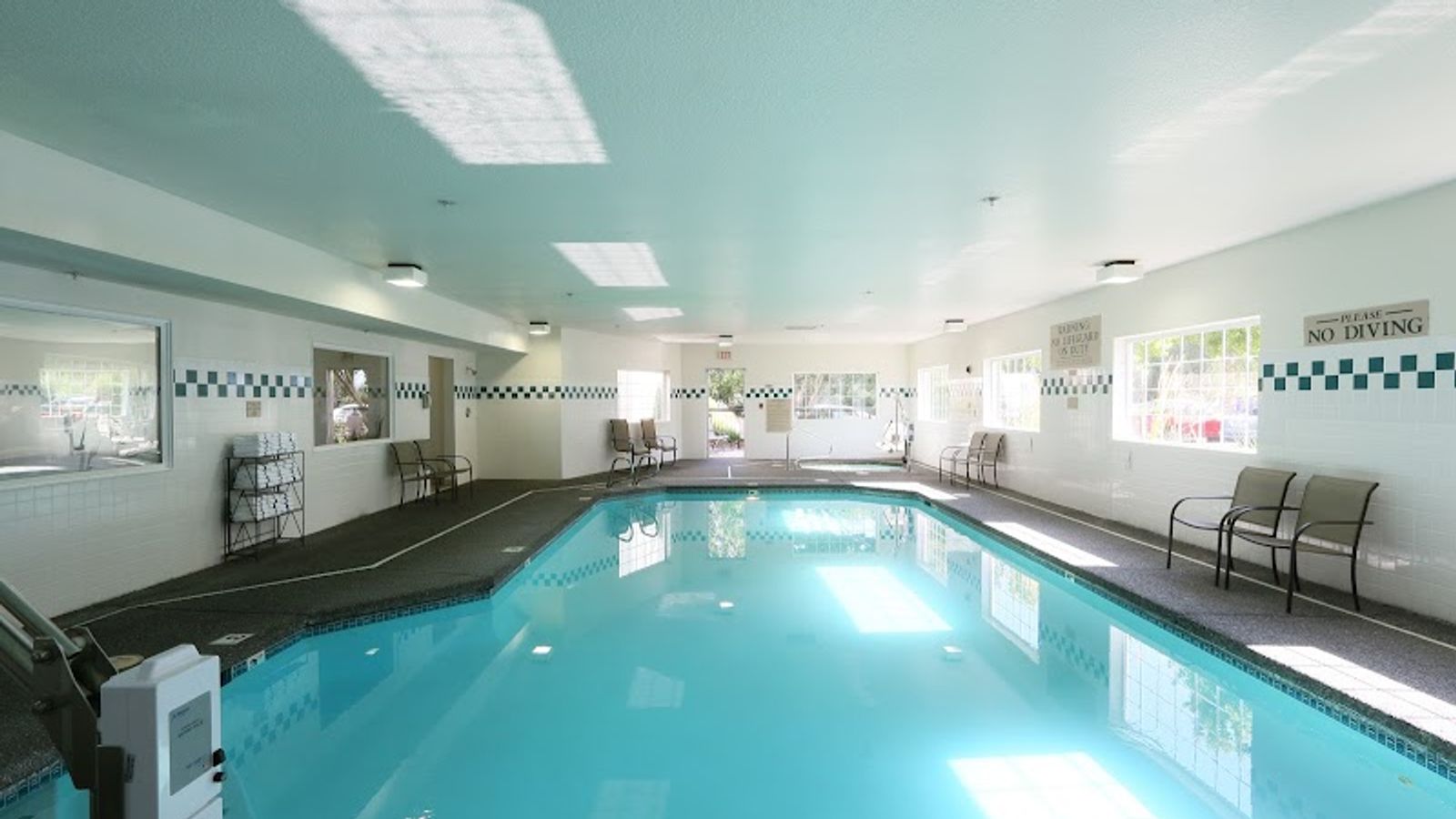 Photo of Country Inn & Suites by Radisson, Portland International Airport, OR