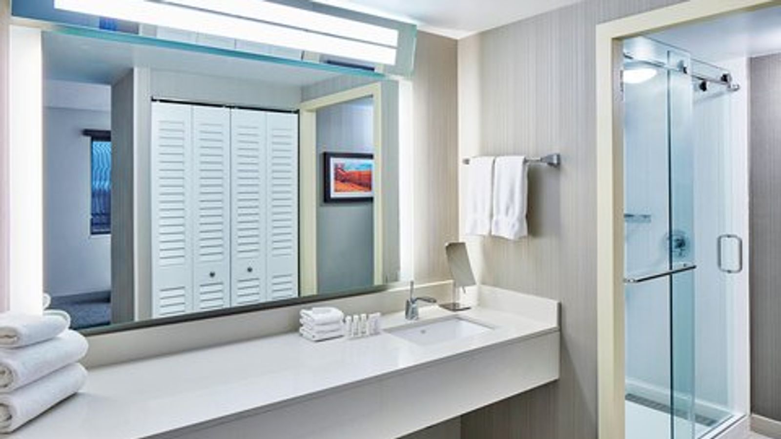 Photo of Courtyard Portland Downtown/Convention Center